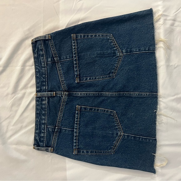A-line Jean Skirt. Abercrombie - Picture 5 of 9